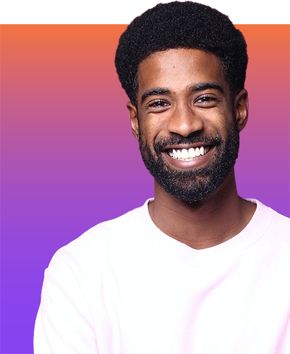 Fondsdepot bei der Fondsdepot Bank Strahlender Mann auf farbenfrohem Hintergrund